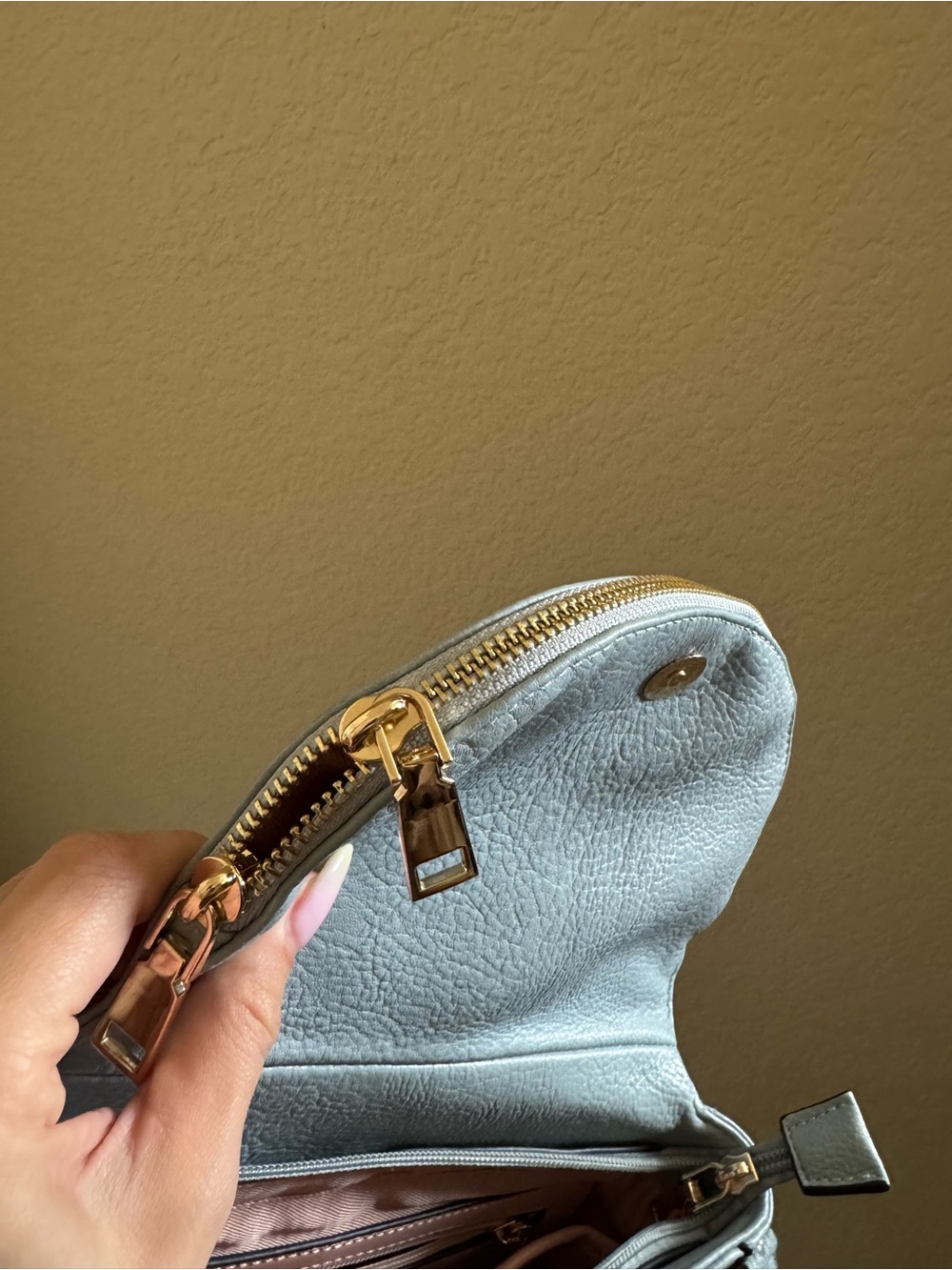 Poppy & Peonies Mini Downtown Crossbody Shoulder Bag Light Blue - Picture 5 of 6